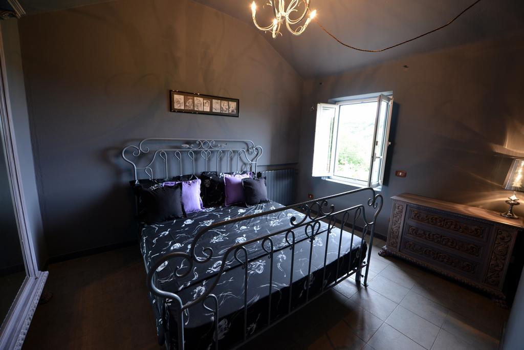Agriturismo Gocce Di Luna Celle Ligure Phòng bức ảnh
